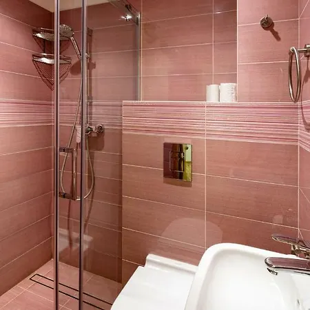 アパート Old Two Bedroom At Galleria リガ