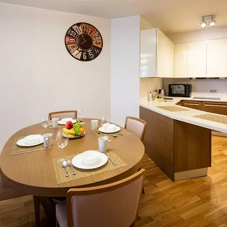 公寓 Old Two Bedroom At Galleria *