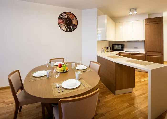 Apartment Old Two Bedroom At Galleria *