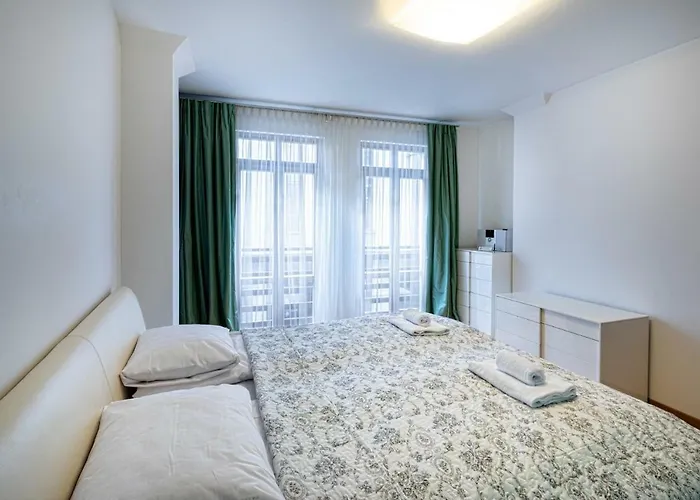 Old Two Bedroom At Galleria Dzīvoklis *